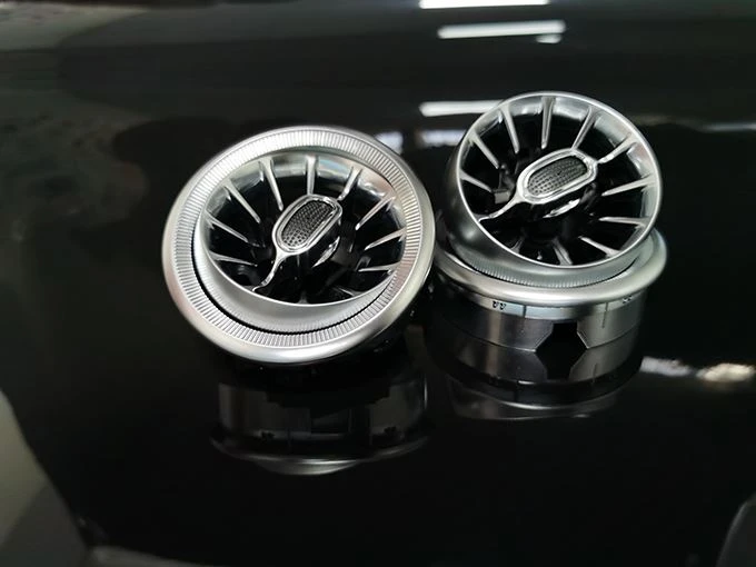 Furnizor care acceptă orificii de ventilație personalizate pentru scaunele din spate ale mașinii
