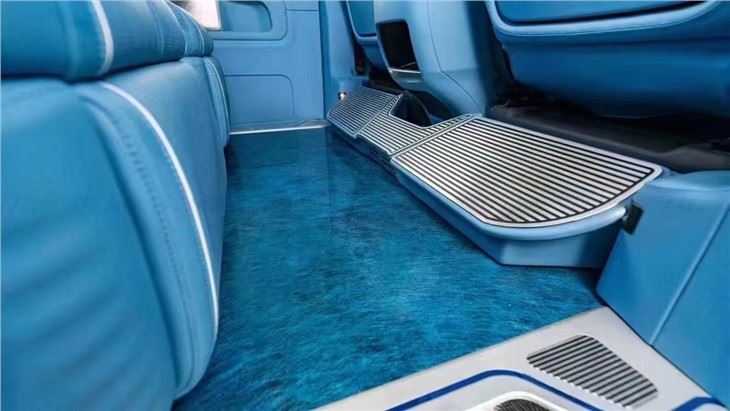 Pedale de odihnă pentru rândul mijlociu pentru mașină de stil NOU pentru pedalele Mercedes V Class W447 V260 VITO