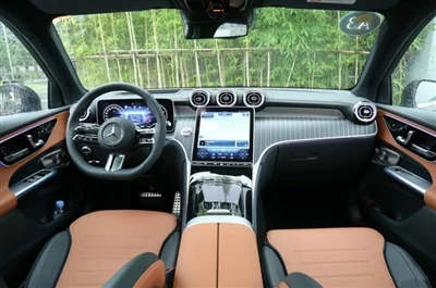 Versiunea cu ampatament lung Mercedes-benz GLC este disponibilă