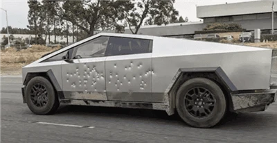 Musk: Cybertruck-ul poate rezista doar gloanțelor subsonice.