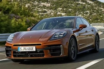 Noua expunere oficială a hărții Porsche Panamera