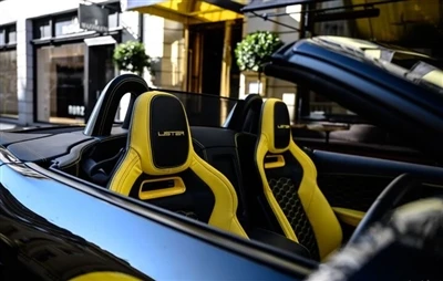 Dans cu jaguarul diavolului Lister de mașini modificate LFT