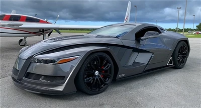 Cel mai inovator Supercar Vetter Slash